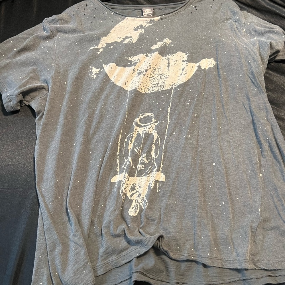 Magnolia pearl tee